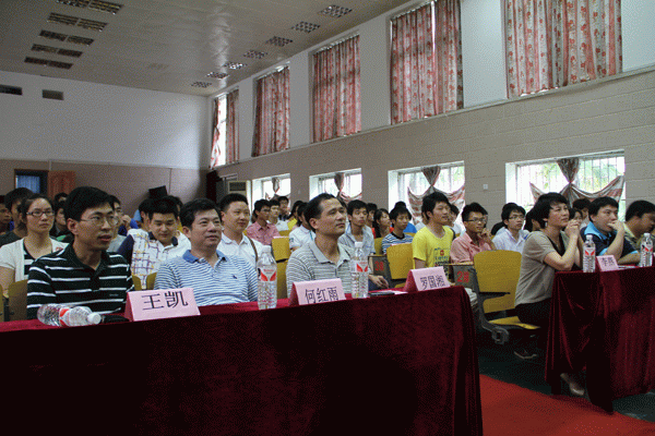 副董事长罗国湘出席公司数学建模协会成立大会 副董事长罗国湘出席公司数学建模协会成立大会
